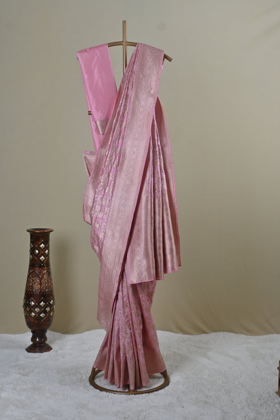 Blush Pink Banarasi Silk Saree with Intricate Zari Weaving