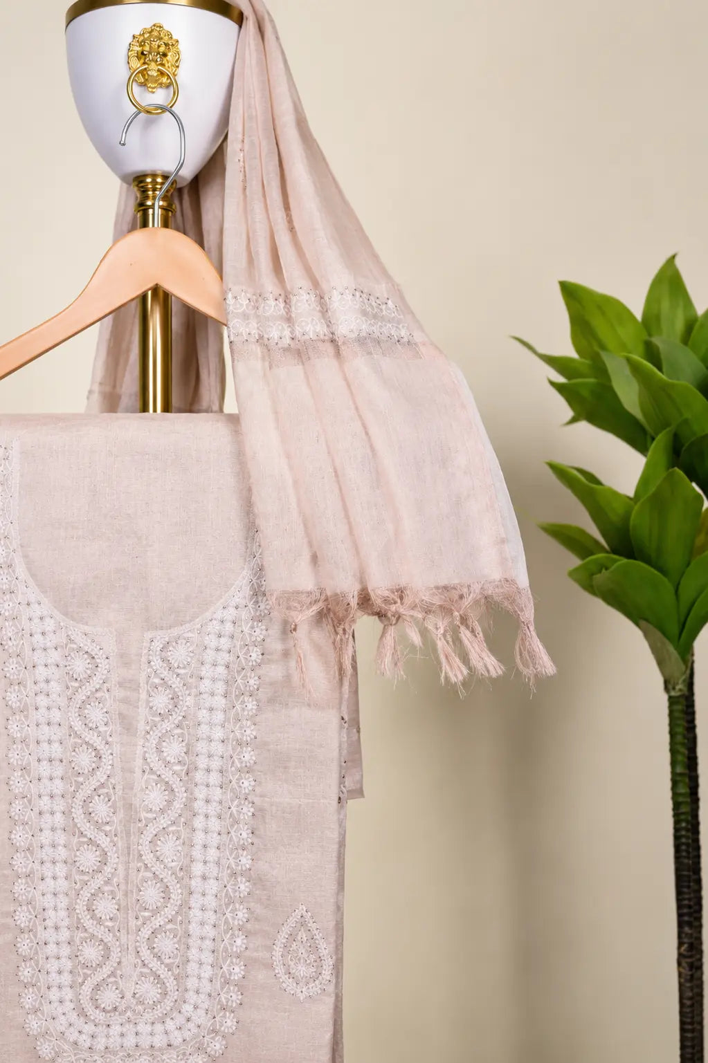 Blush Pink Chikankari Kurta – dupatta and embroidery detail