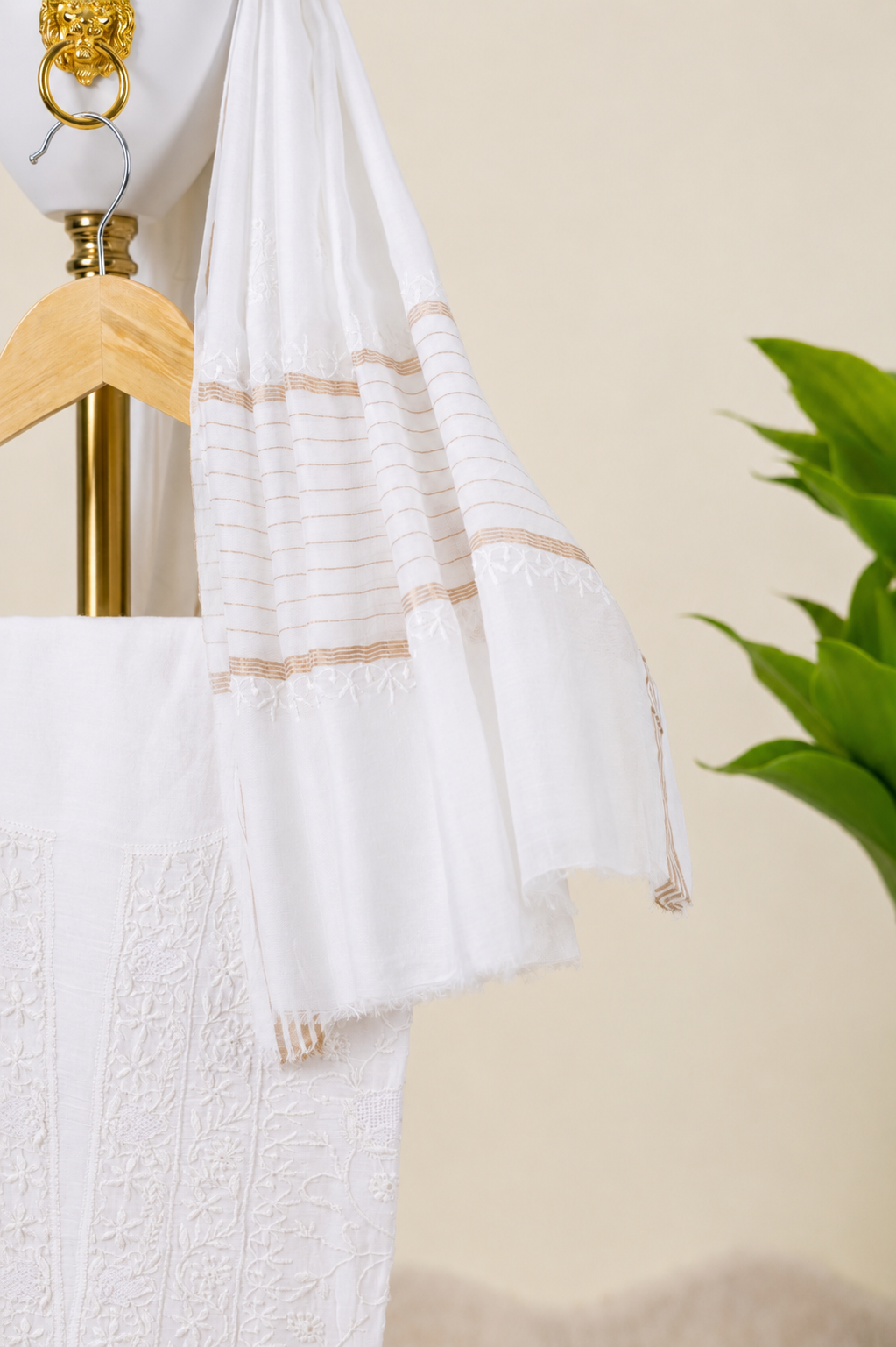 Classic White Chikankari Unstitched Kurta & Dupatta