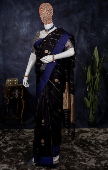 Midnight Royale Handwoven Zari Saree